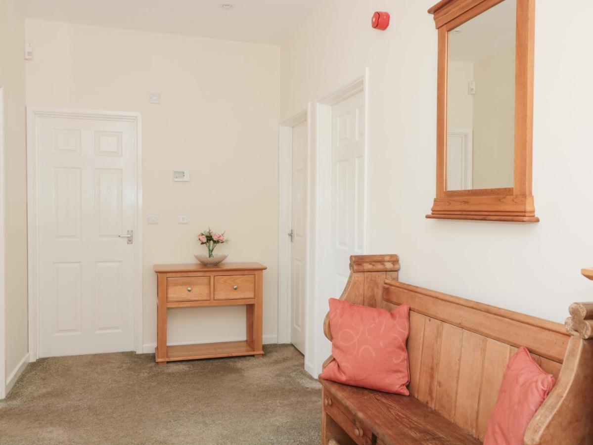 The Cider Shed Apartment Winscombe Exterior photo